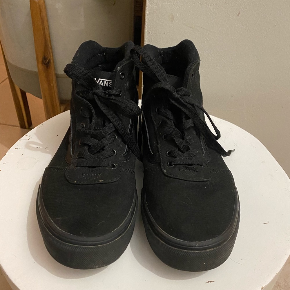 Vans Sk8 Hi Black High Tops